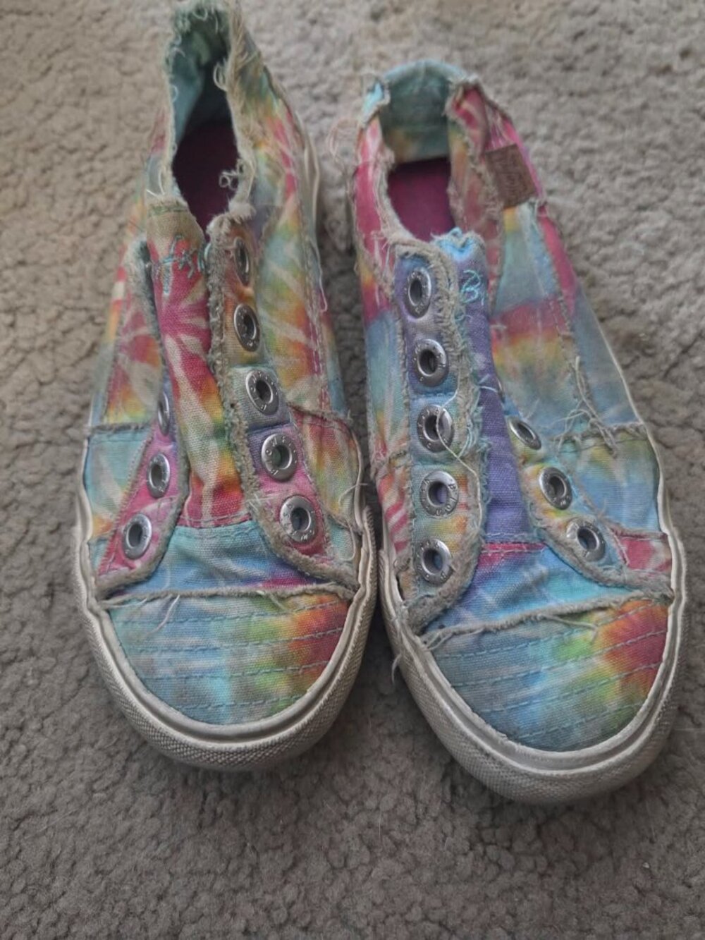 Blowfish size 1 tie die worn style shoe